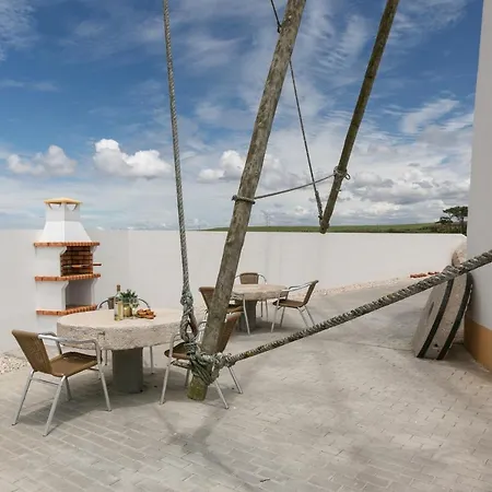 Moinho Do Sr. Arnaldo * Atouguia Da Baleia